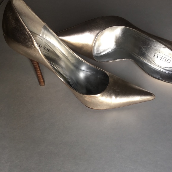 Champagne guess pumps size 9 🌶🌶🌶 - Picture 2 of 8
